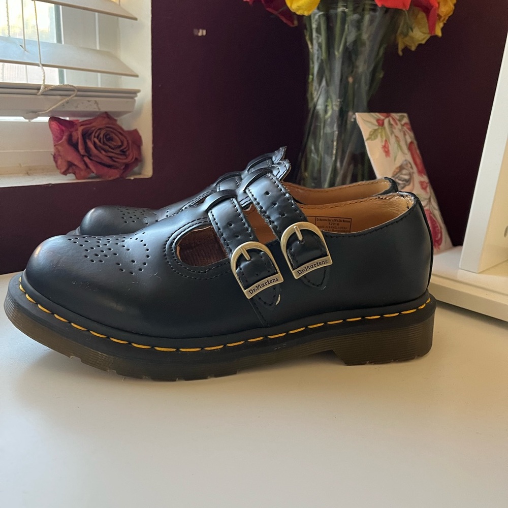 Dr Martens Mary Janes!